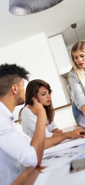 presentation-in-consulting-seminar-about-business-strategy-in-office.jpg